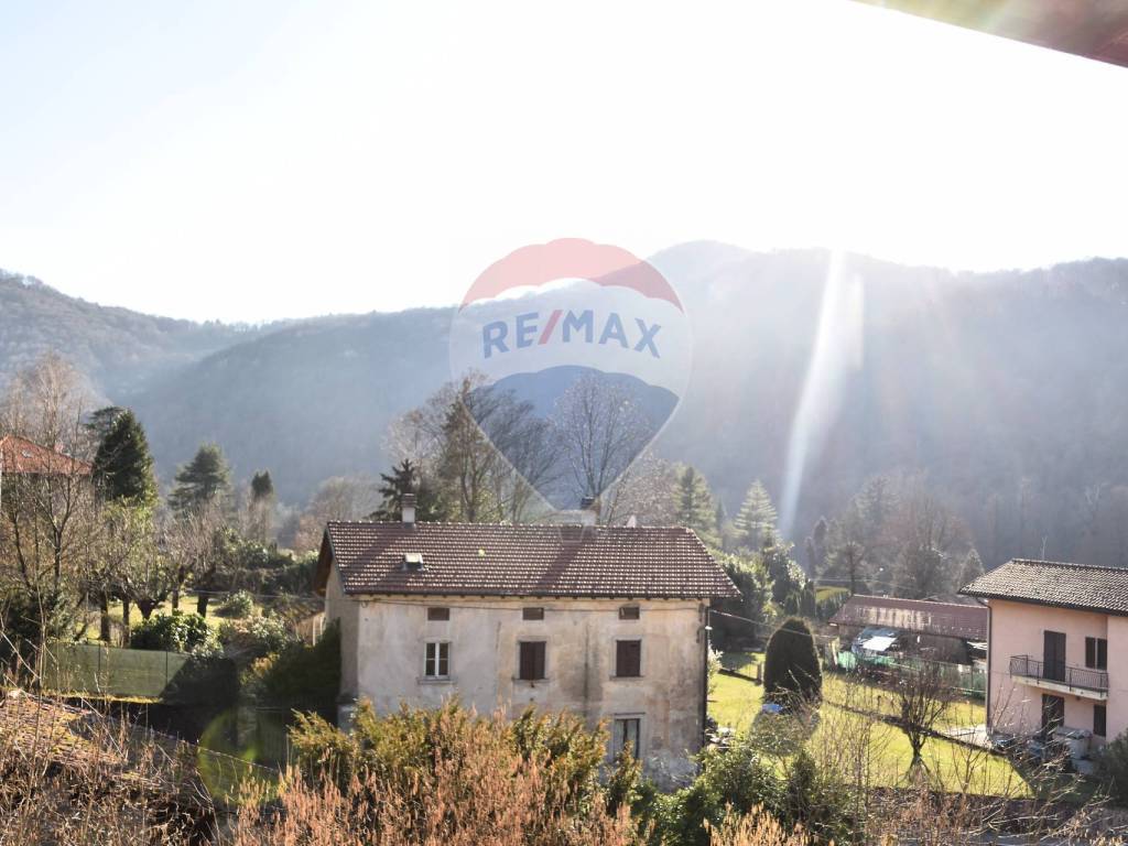 Appartamento a Valganna in G.ANDREINI - Foto 2