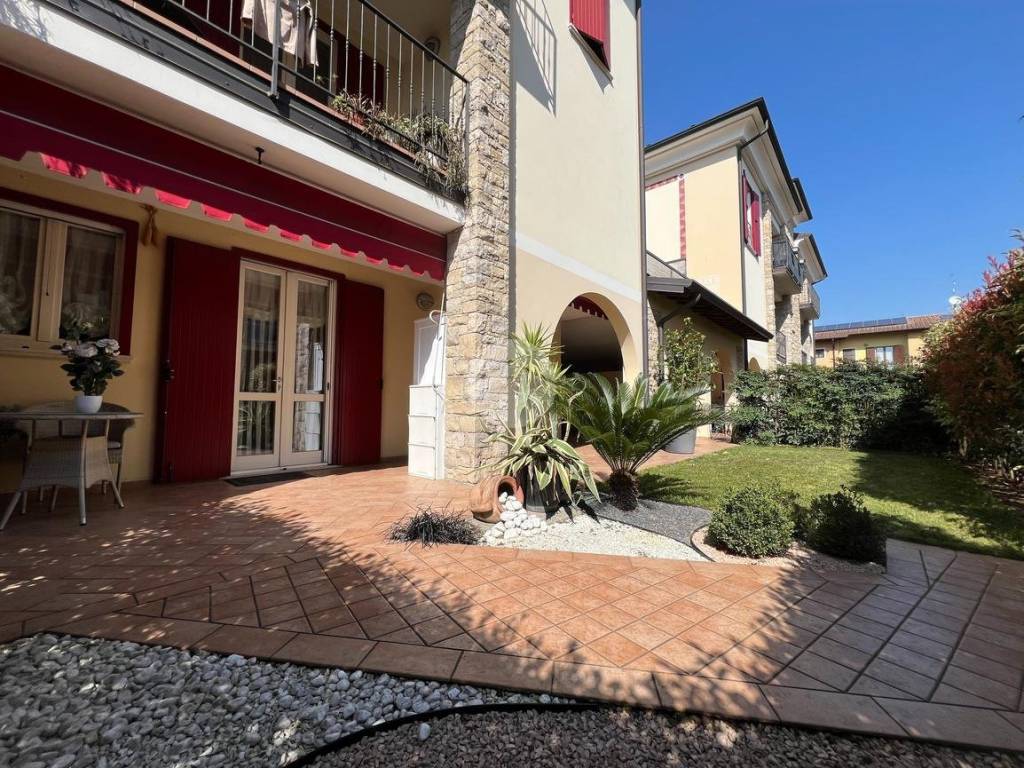 Appartamento a Castegnato in Via Don Milani, 48 - Foto 2