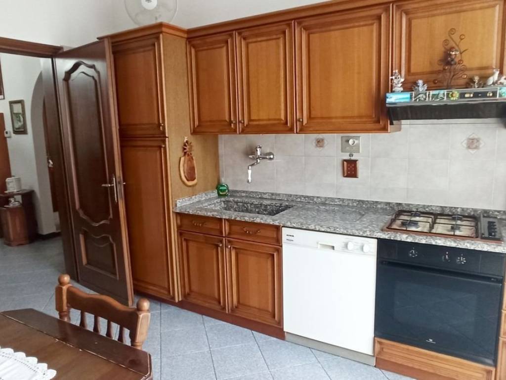 Appartamento a Savona in Via della Tagliata, 2 - Foto 5