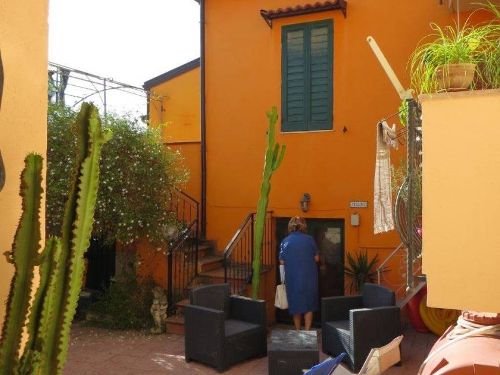 Appartamento a Bova marina in Via Borgo, 38 - Foto 3