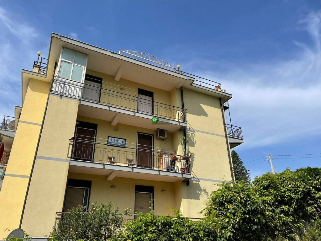 Appartamento a Acireale in Viale della Fiera Franca - Foto 3