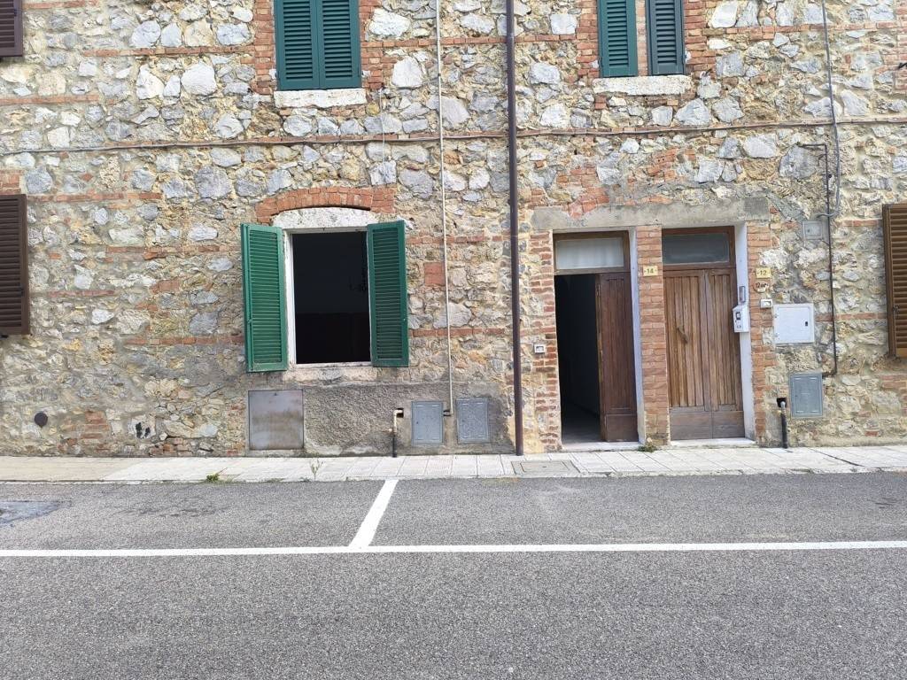 Appartamento a Torrita di siena in Via Vittorio Veneto - Foto 2