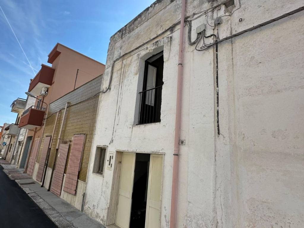 Appartamento a Lizzano in Via Domenico Guerrazzi, 70 - Foto 2