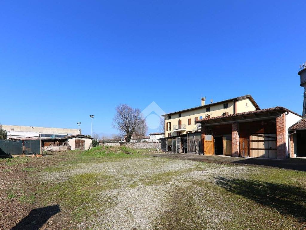 Appartamento a Roverbella in Via Solferino e San Martino, 33 - Foto 3