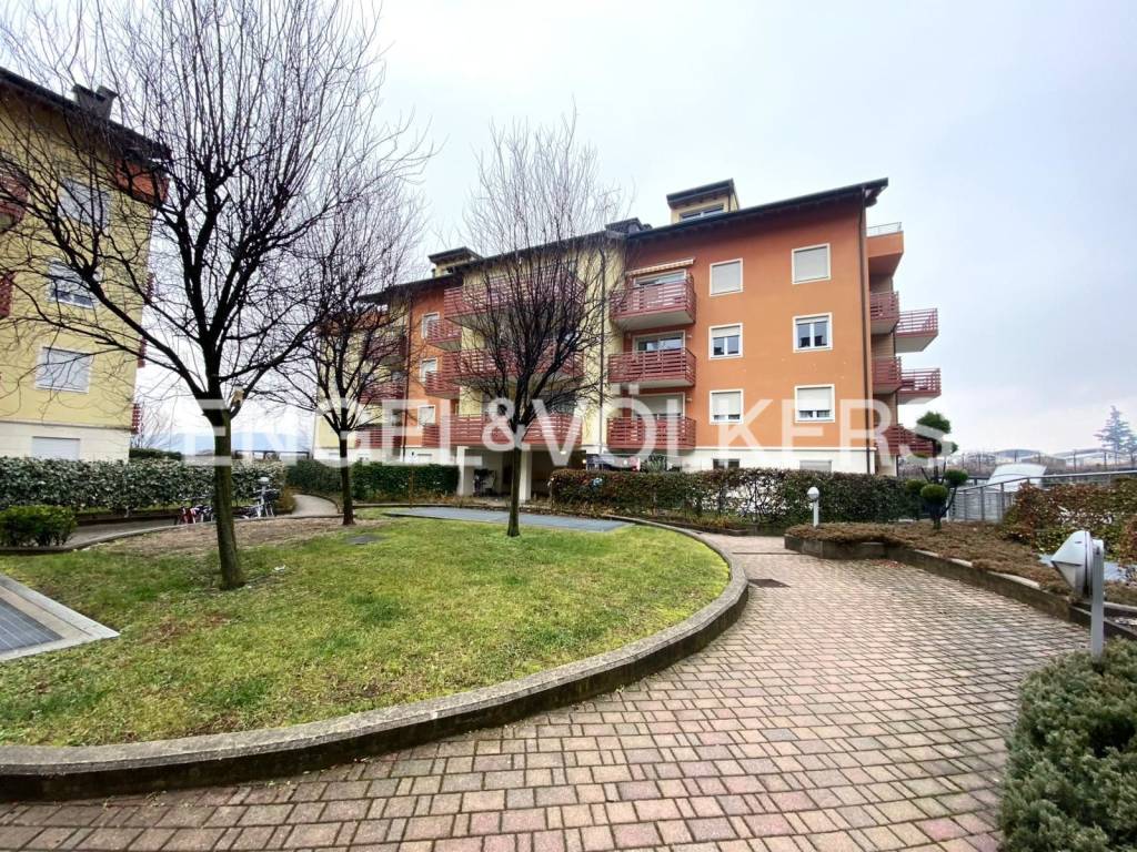 Appartamento a Rovereto in Via dell'Abetone, 41 - Foto 3