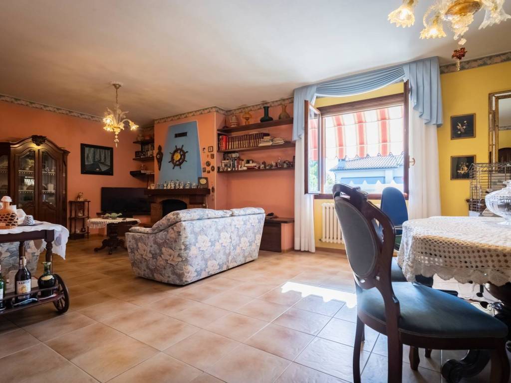 Casa indipendente a Campogalliano in Via Mario Depetri, 11 - Foto 2