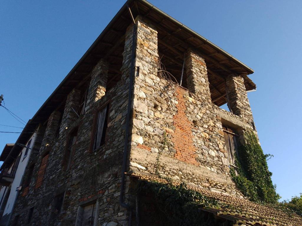 Rustico / casale a Brovello-carpugnino in Via Giuseppe Mazzini - Foto 3
