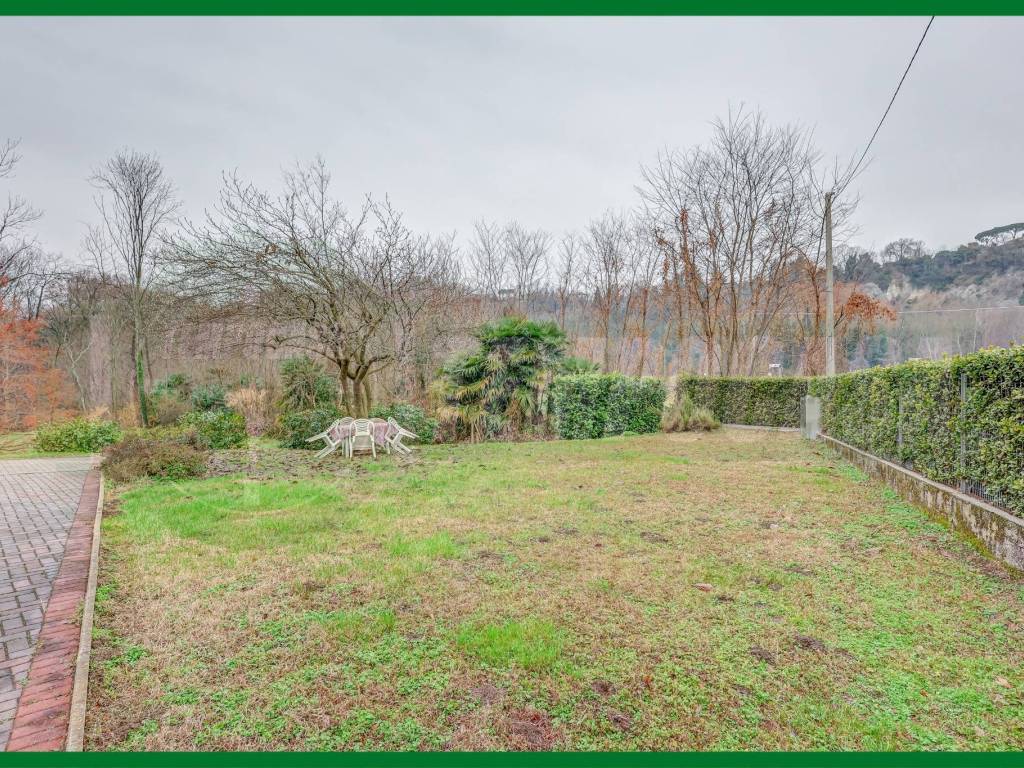 Villa a Monvalle in Via Roma, 30 - Foto 3