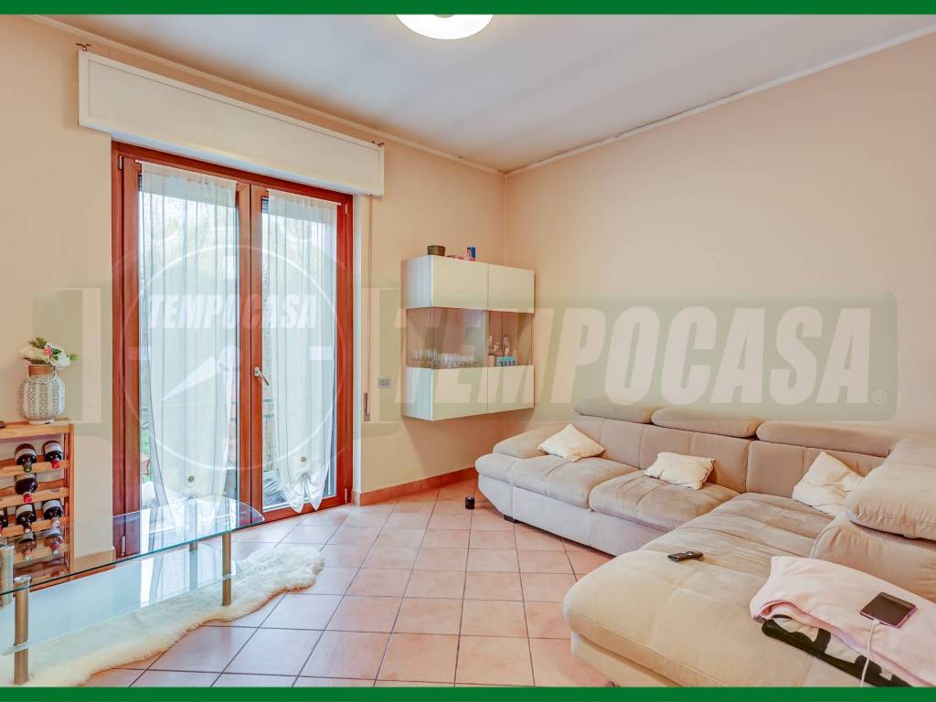 Villa a Monvalle in Via Roma, 30 - Foto 5