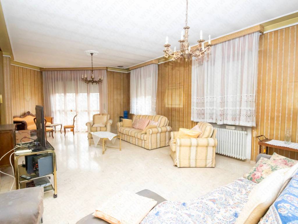 Villa a Ostiglia in Via Don Emilio Caiola, 30 - Foto 2