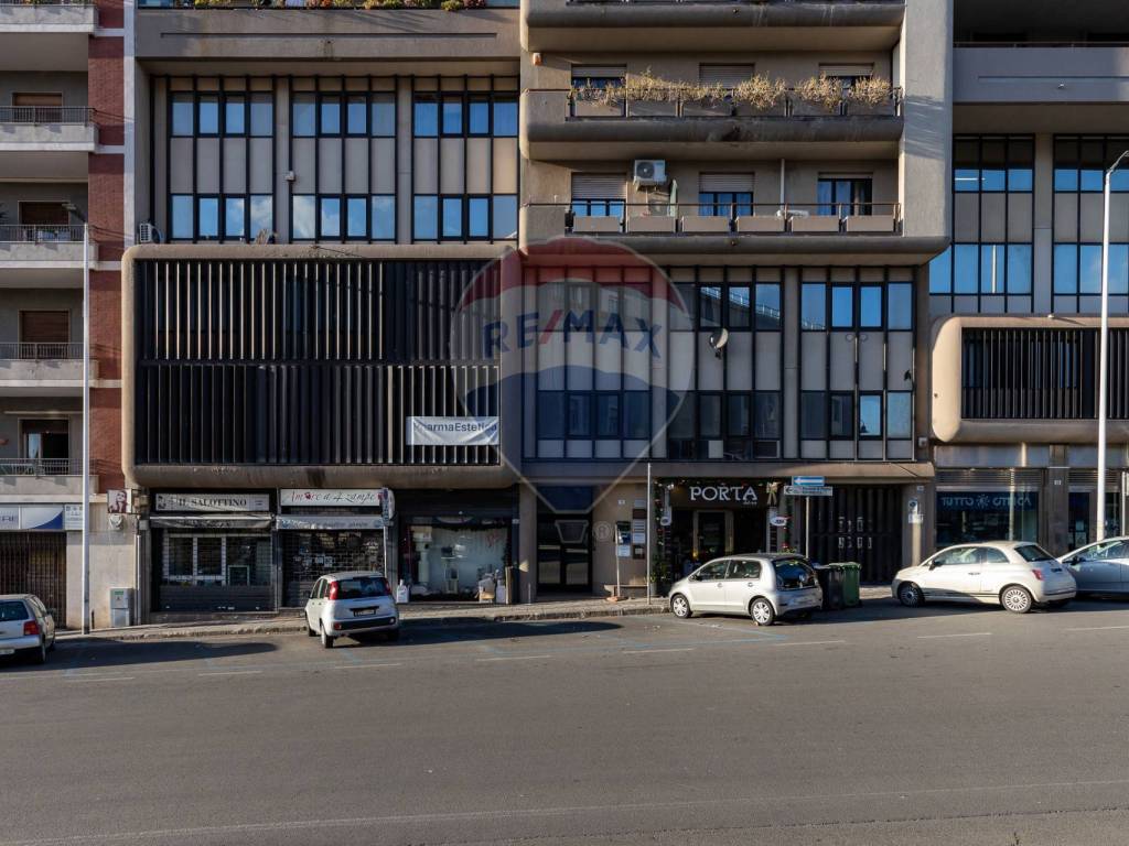 Immobile a Cagliari in Via Tuveri, 16 - Foto 2