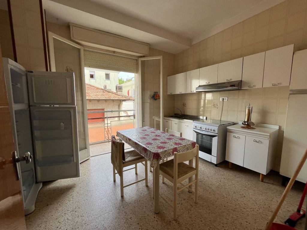 Appartamento a Rimini in Viale Guglielmo Marconi, 66 - Foto 3