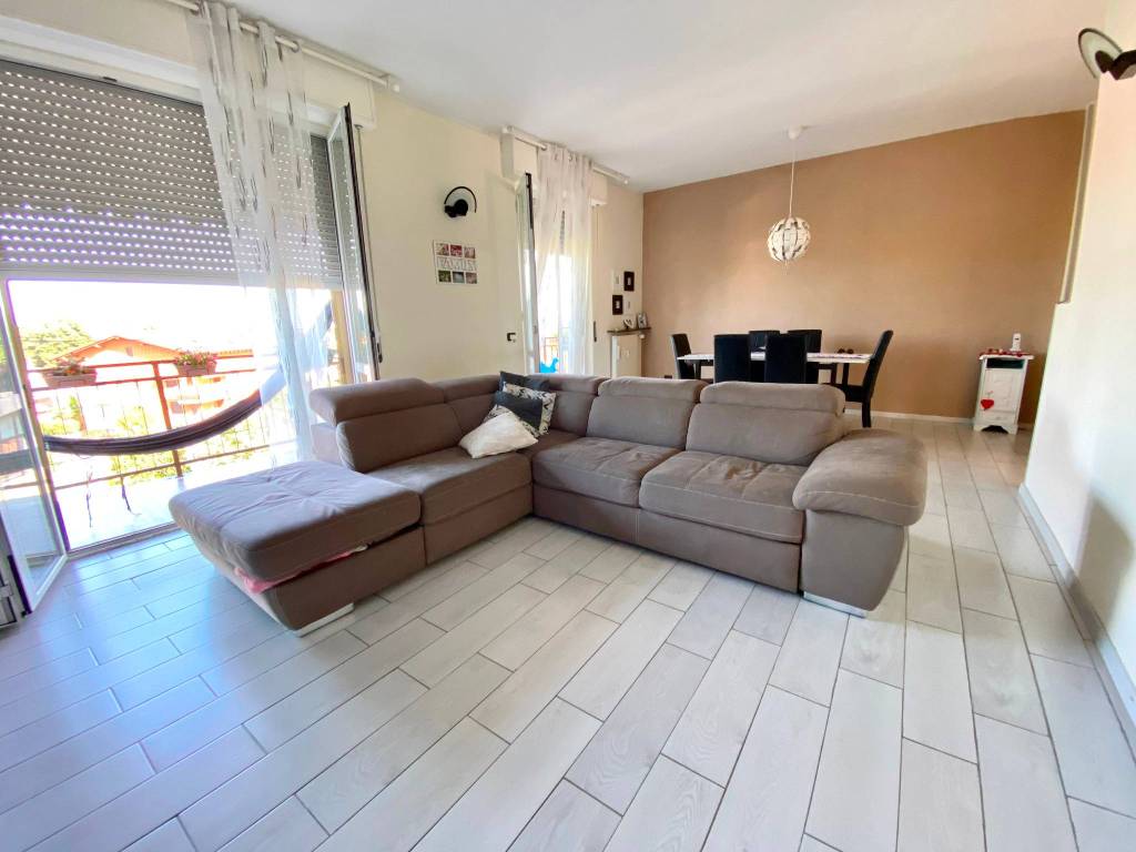 Appartamento a Casalpusterlengo in Via Bruno Buozzi, 14 - Foto 1