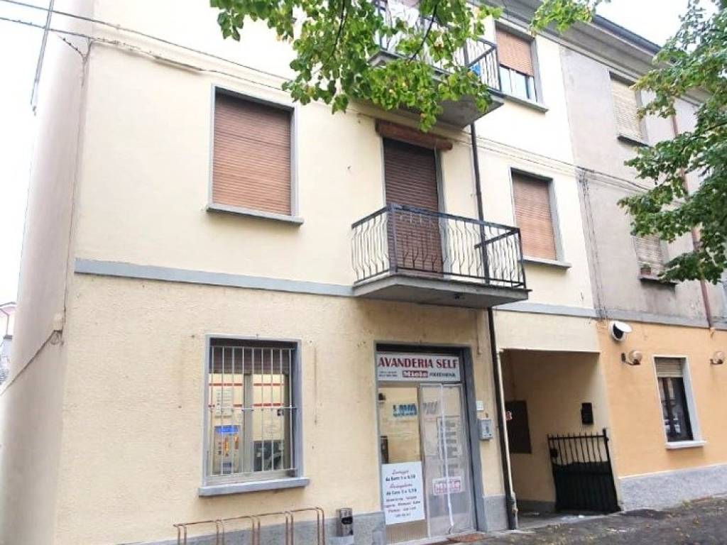 Palazzo / stabile a San giorgio piacentino in Piazza Guglielmo Marconi, 25 - Foto 2