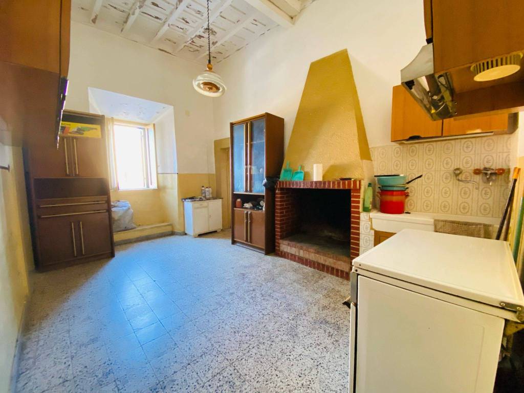 Appartamento a Poggio moiano in Piazza Vittorio Emanuele - Foto 3