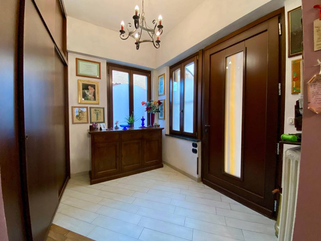 Appartamento a Alba in Via Santa Margherita, 10 - Foto 2