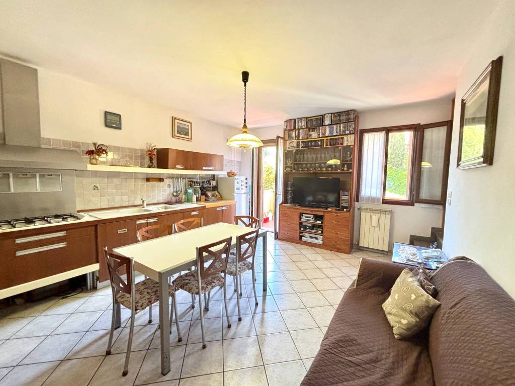 Appartamento a Cavriglia in Via della Costituzione - Foto 4