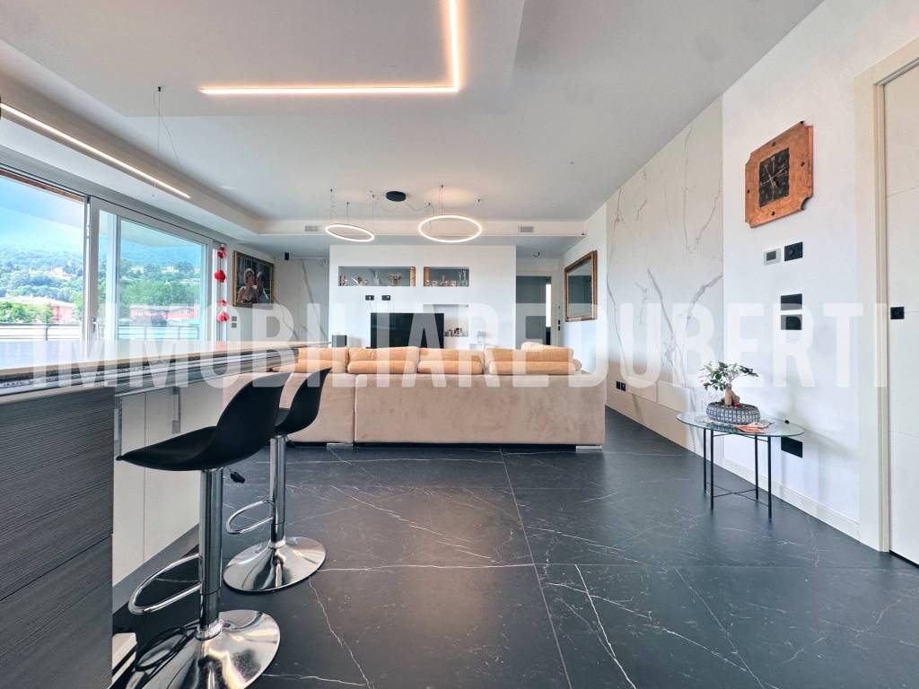 Villa a Gavirate in Via Peppino Rossi - Foto 4