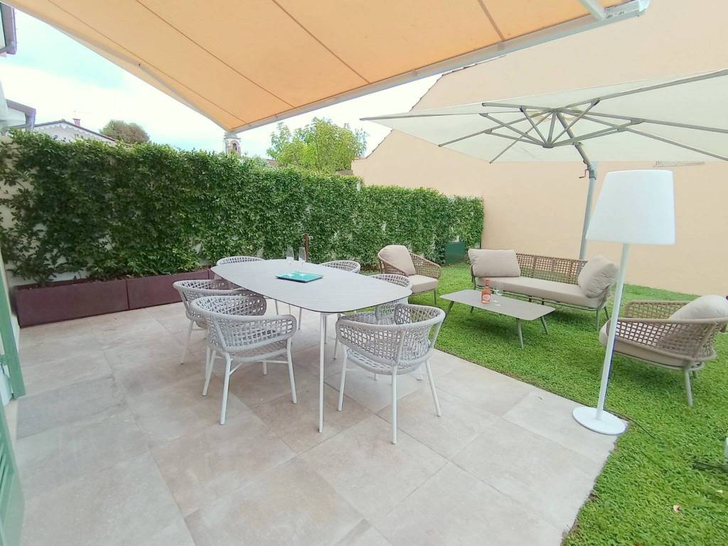 Villa a Pietrasanta in Via Giovanni Pascoli, 15 - Foto 3