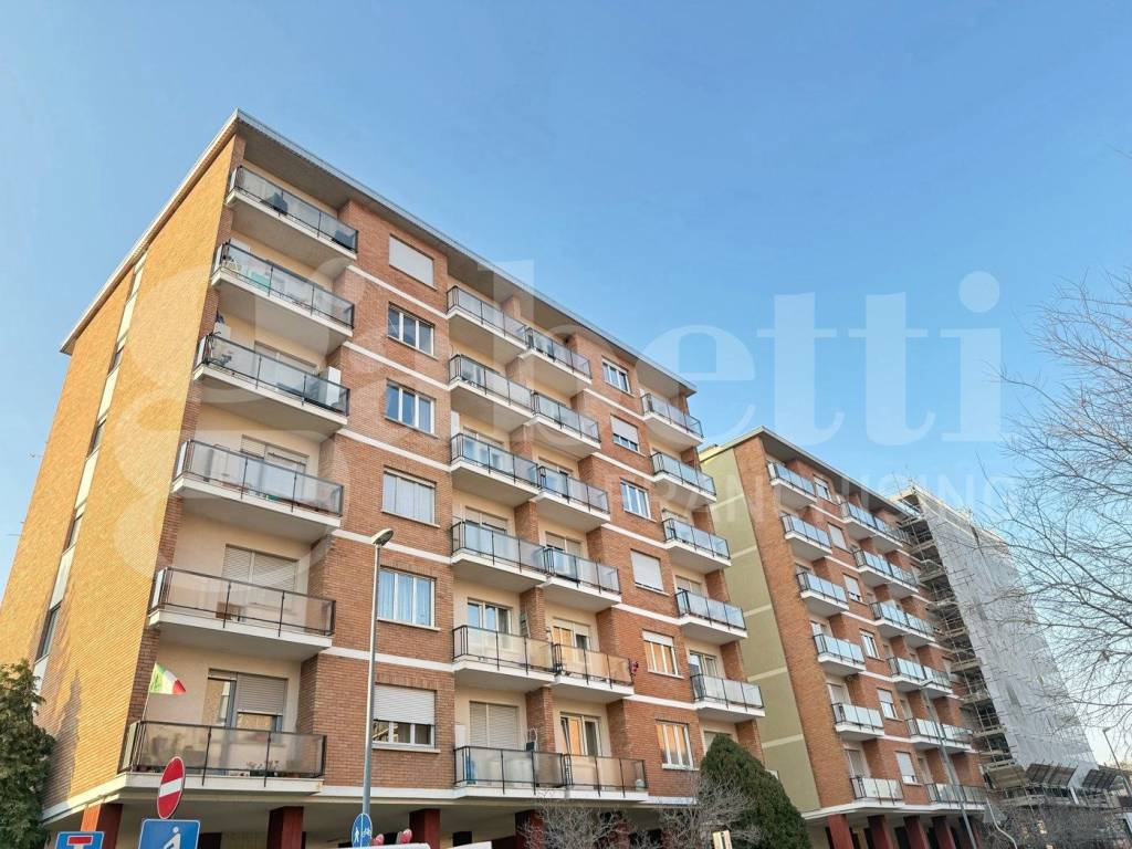 Appartamento a Grugliasco in via Giovanni Giolitti - Foto 1