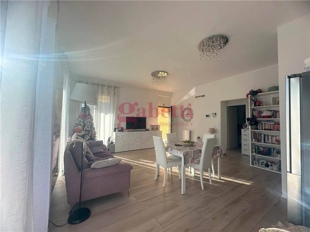 Villa a Caslino d'erba in Via San Calogero - Foto 2