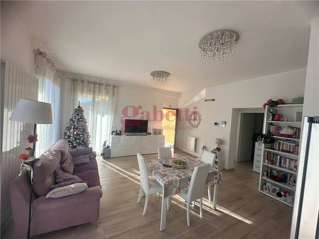 Villa a Caslino d'erba in Via San Calogero - Foto 3