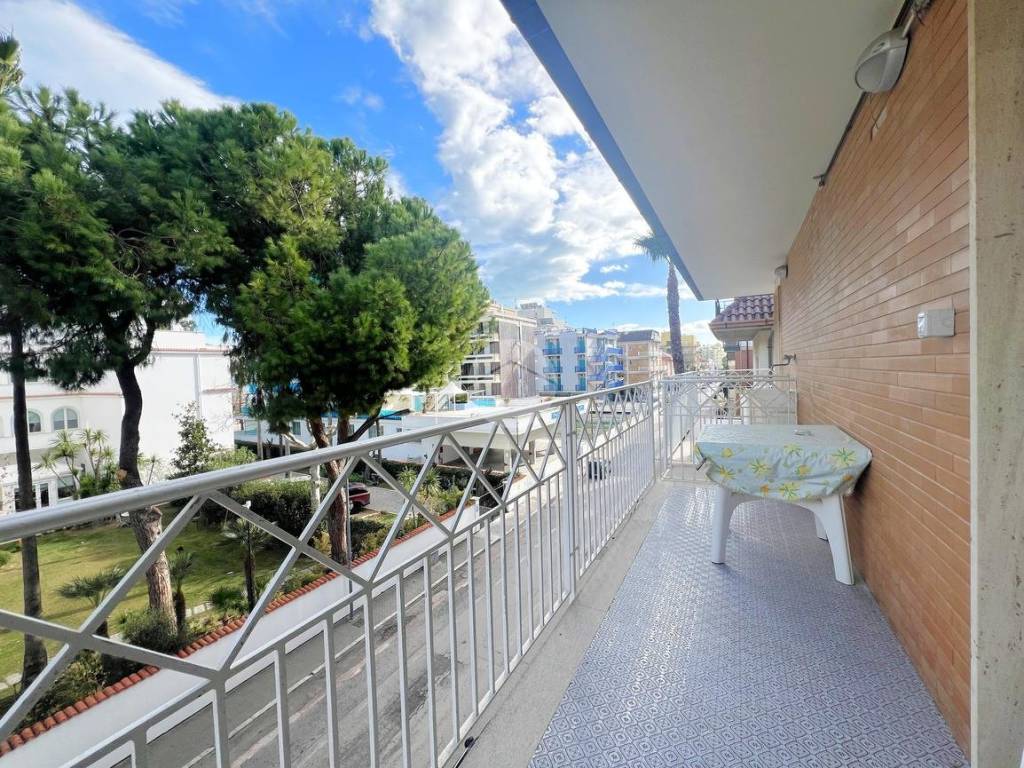 Appartamento a San benedetto del tronto in Via Grazia Deledda, 7 - Foto 3