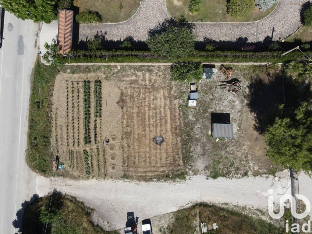 Terreno a Tortoreto in Via fondo valle - Foto 2