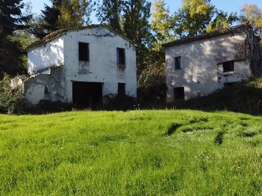 Rustico / casale a Camporotondo di fiastrone in Contrada Palombare, 7 - Foto 3