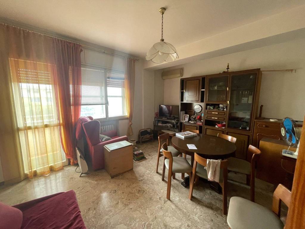 Appartamento a Riccione in Viale Aurelio Saffi - Foto 3