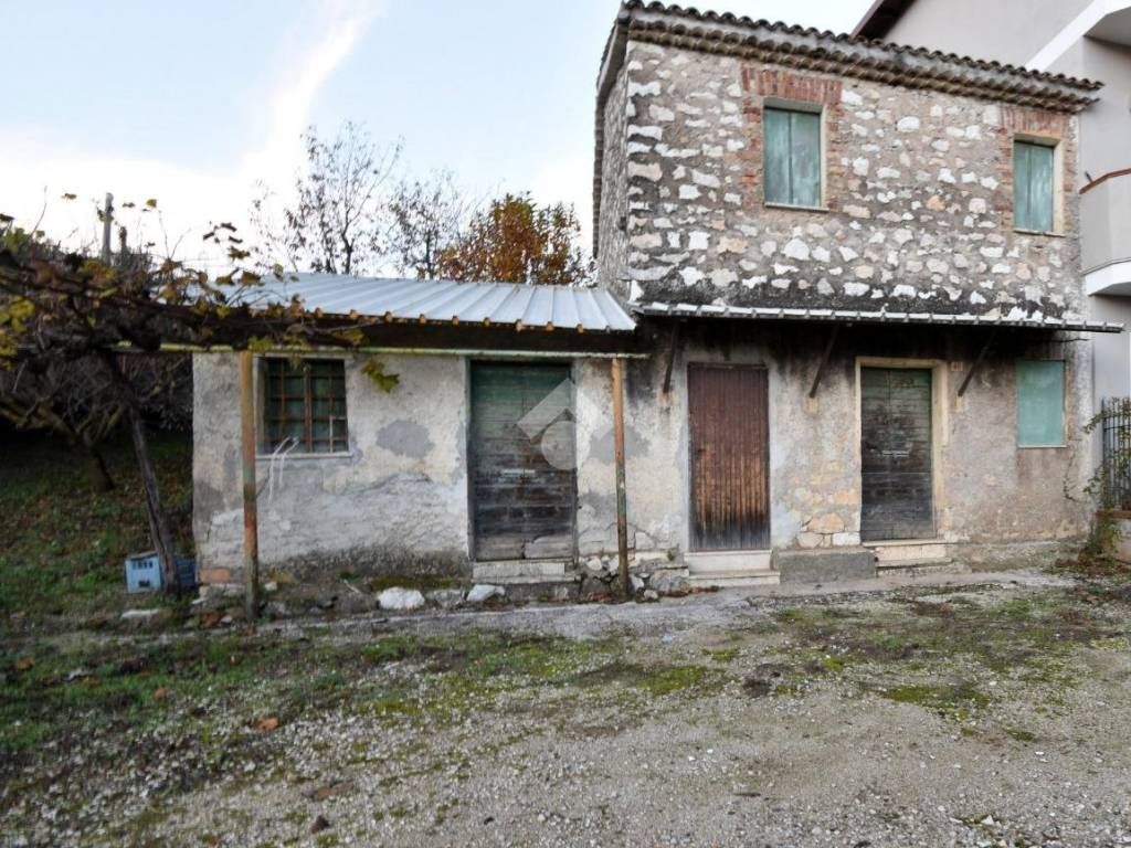 Rustico / casale a Sezze in Via Fontana del sordo, 16 - Foto 3