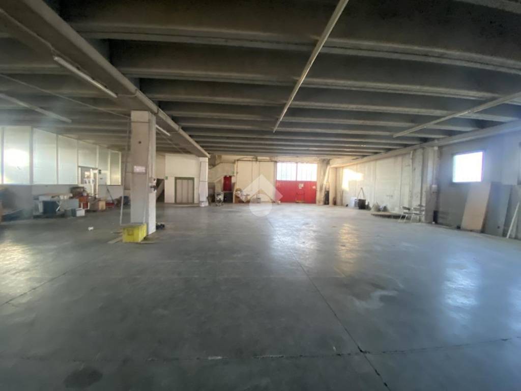 Immobile a Castiglione delle stiviere in Via Zona Industriale, 1 - Foto 5