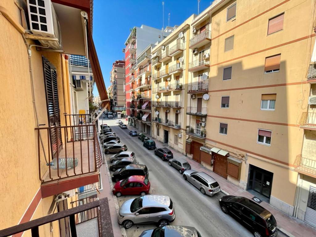 Appartamento a Taranto in Via Emilia, 32 - Foto 4