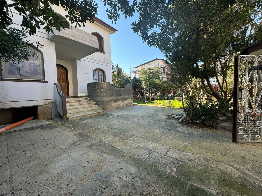 Villa a Bari in Via Nicola dell'Olio - Foto 2