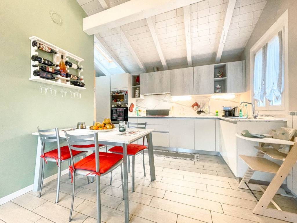 Appartamento a Verbania in Via Canton del Moro - Foto 2