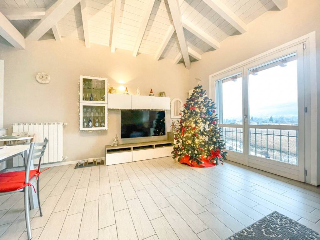 Appartamento a Verbania in Via Canton del Moro - Foto 5