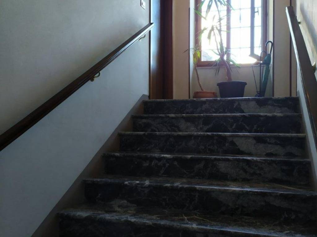 Appartamento a Tolmezzo in Via Camillo Benso di Cavour, 14 - Foto 3