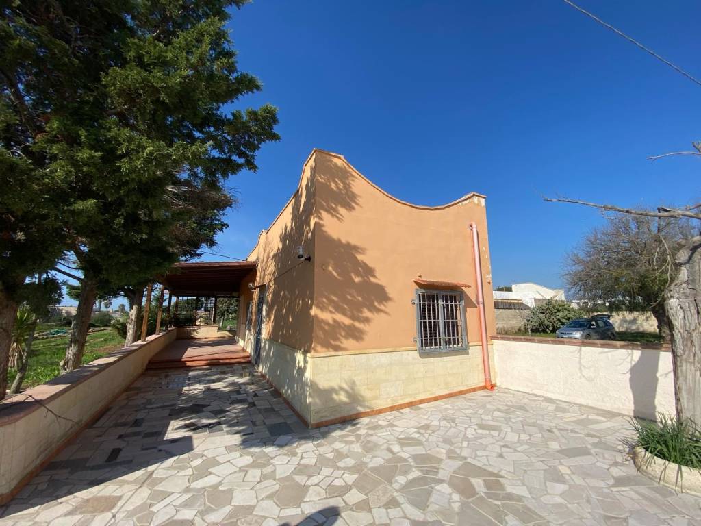Villa a Manduria in Via Chidro - Foto 2