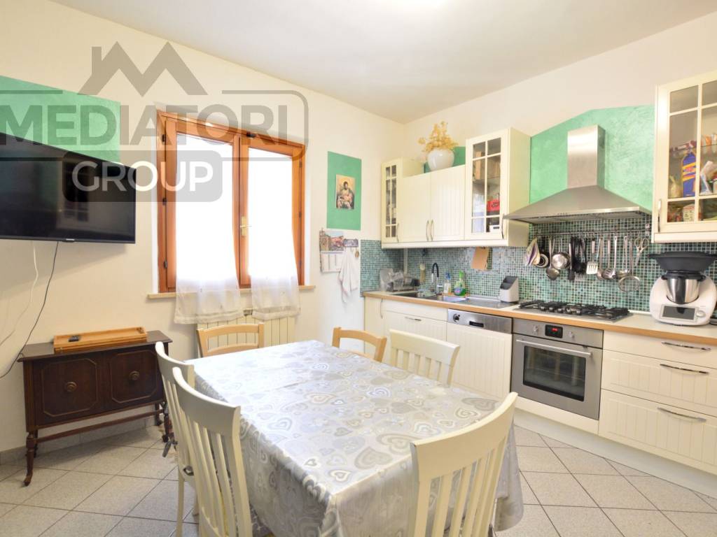 Villa a Montopoli in val d'arno in Via Luigi Einaudi - Foto 2