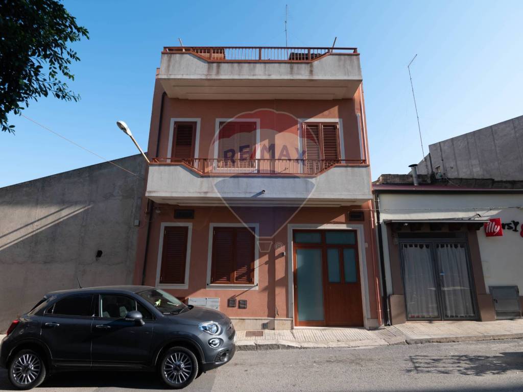 Casa indipendente a Pachino in Via Francesco Garrano, 197 - Foto 2