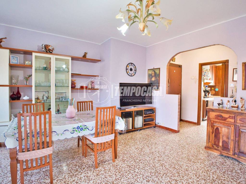 Appartamento a Novara in Via Juvarra - Foto 3