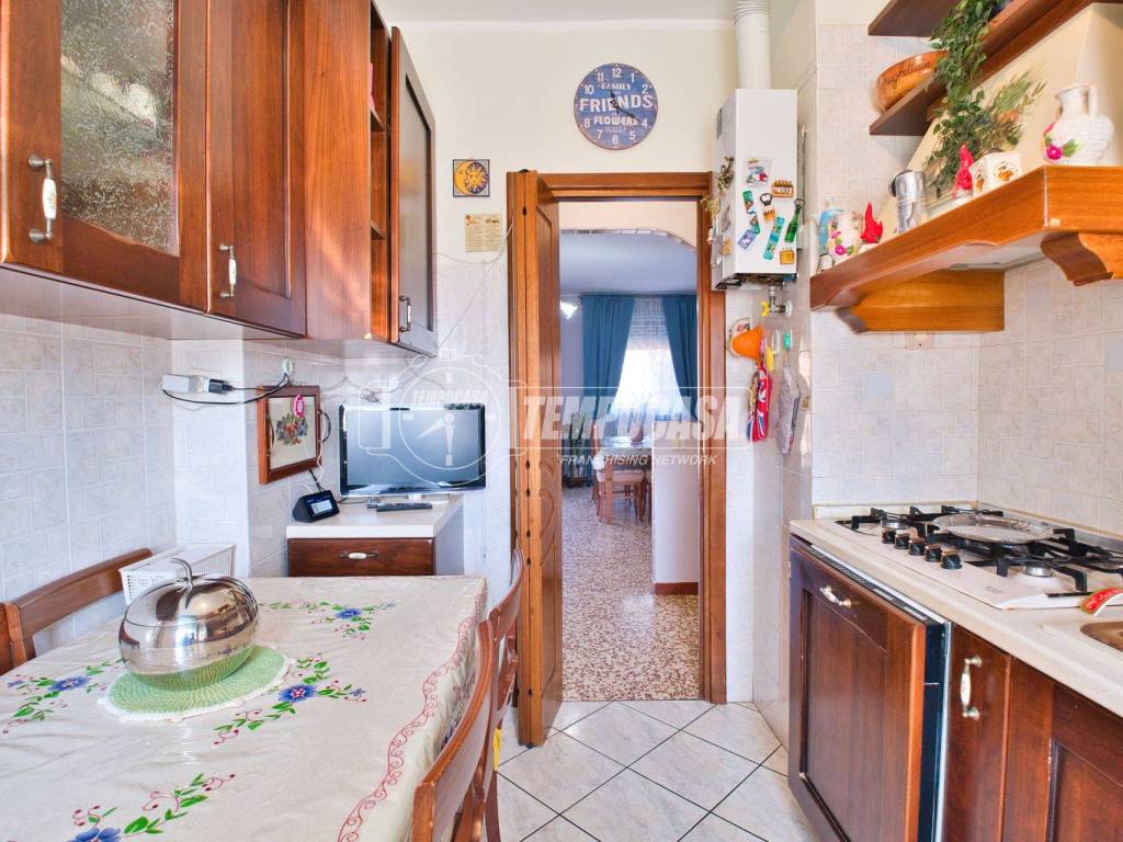 Appartamento a Novara in Via Juvarra - Foto 5