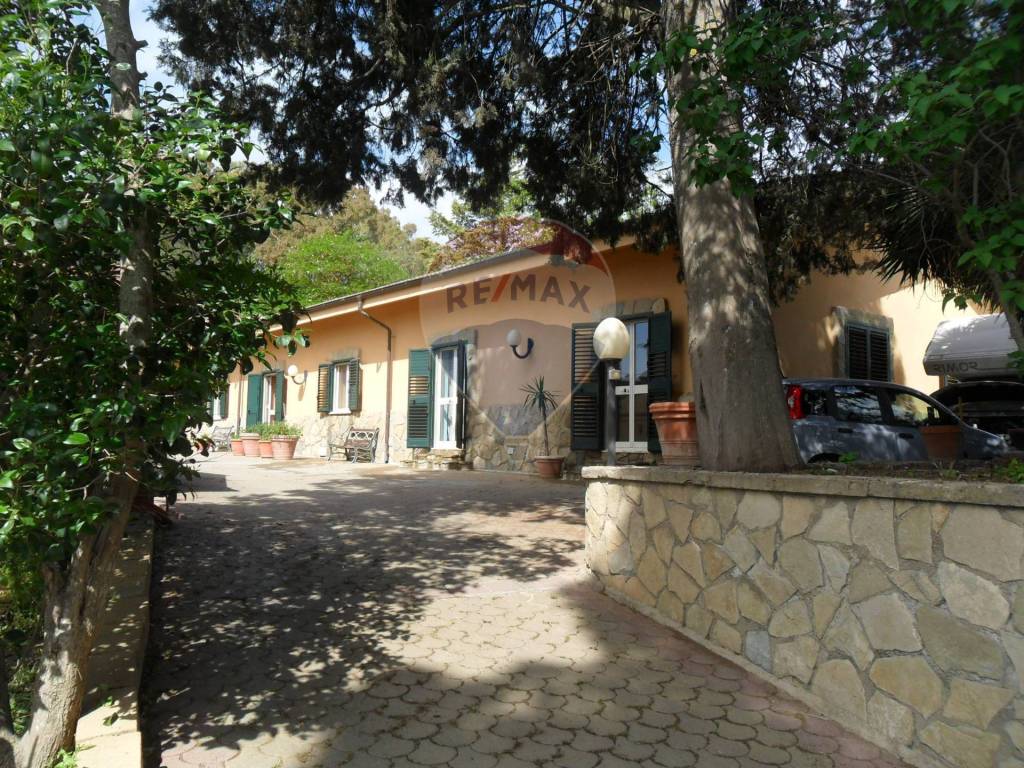 Villa a Caltanissetta in Via Firrio, 8 - Foto 4