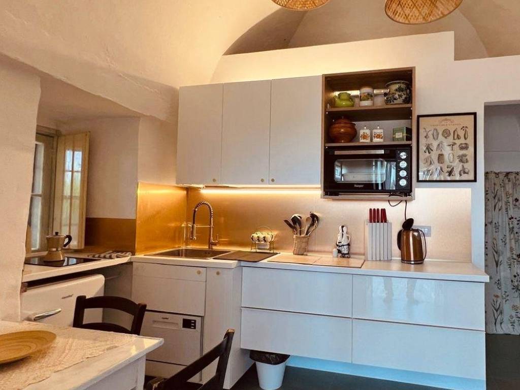 Villa a Ceglie messapica in Via Olivo e Monache - Foto 4