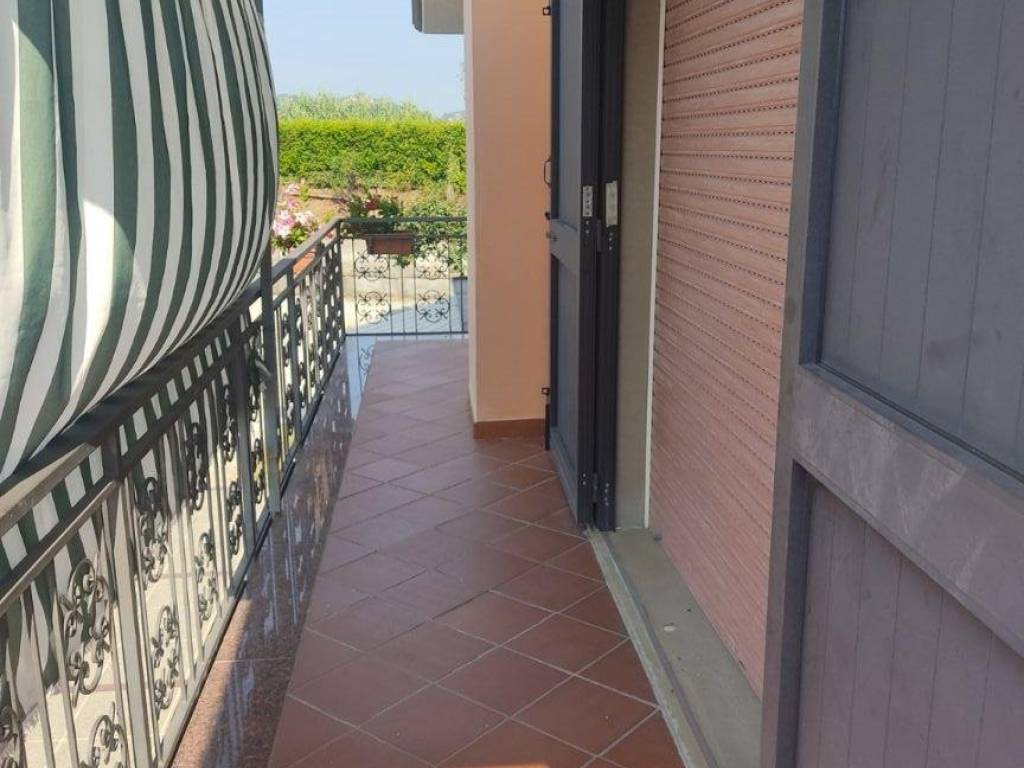 Attico / mansarda a Sarzana in Via Fontana Nera - Foto 4