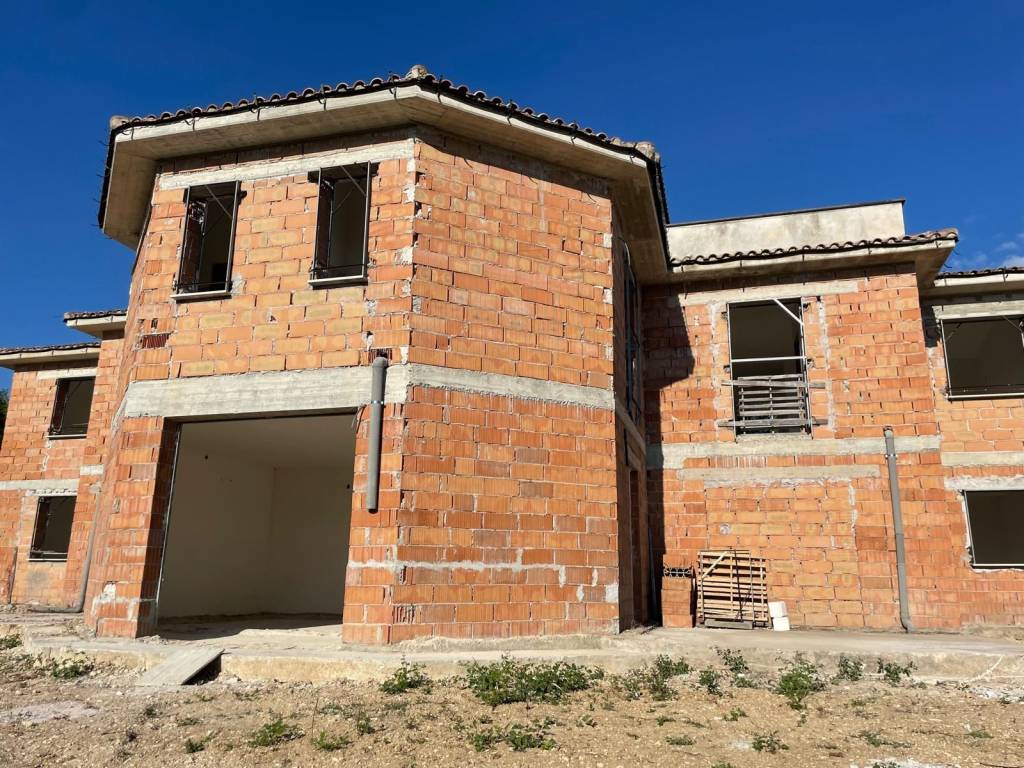 Palazzo / stabile a Rieti in Via Cese, 25 - Foto 2