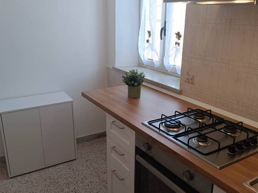 Appartamento a Cosenza in Via Sant'Antonio dell'Orto - Foto 2