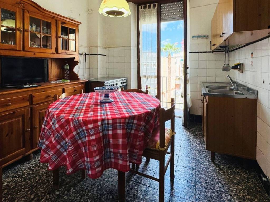 Appartamento a Cagliari in Via Isonzo, 6 - Foto 3