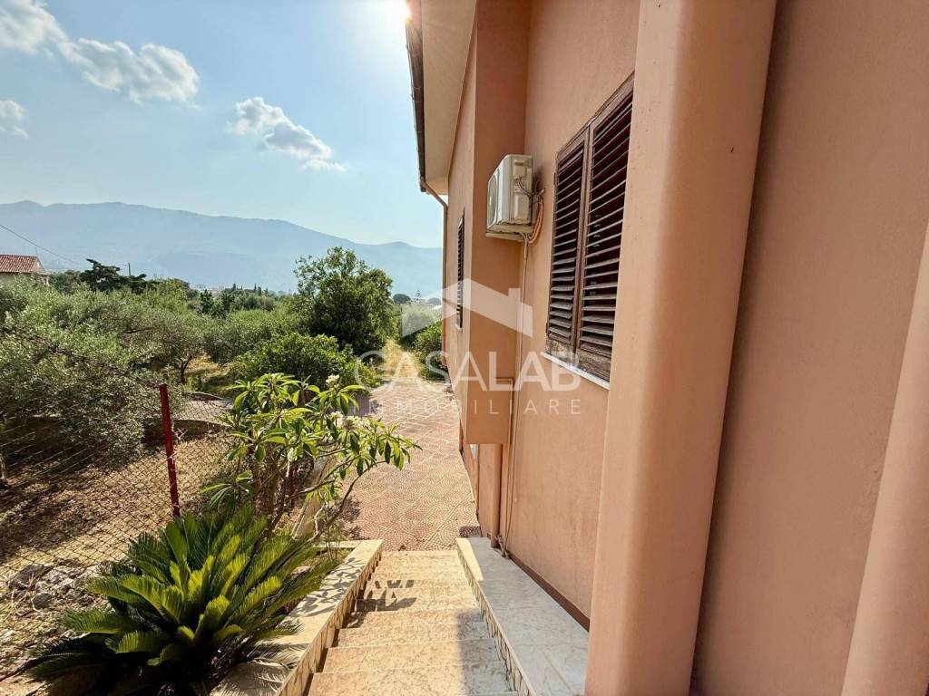 Villa a Carini in Via Sotto Colubrino - Foto 3