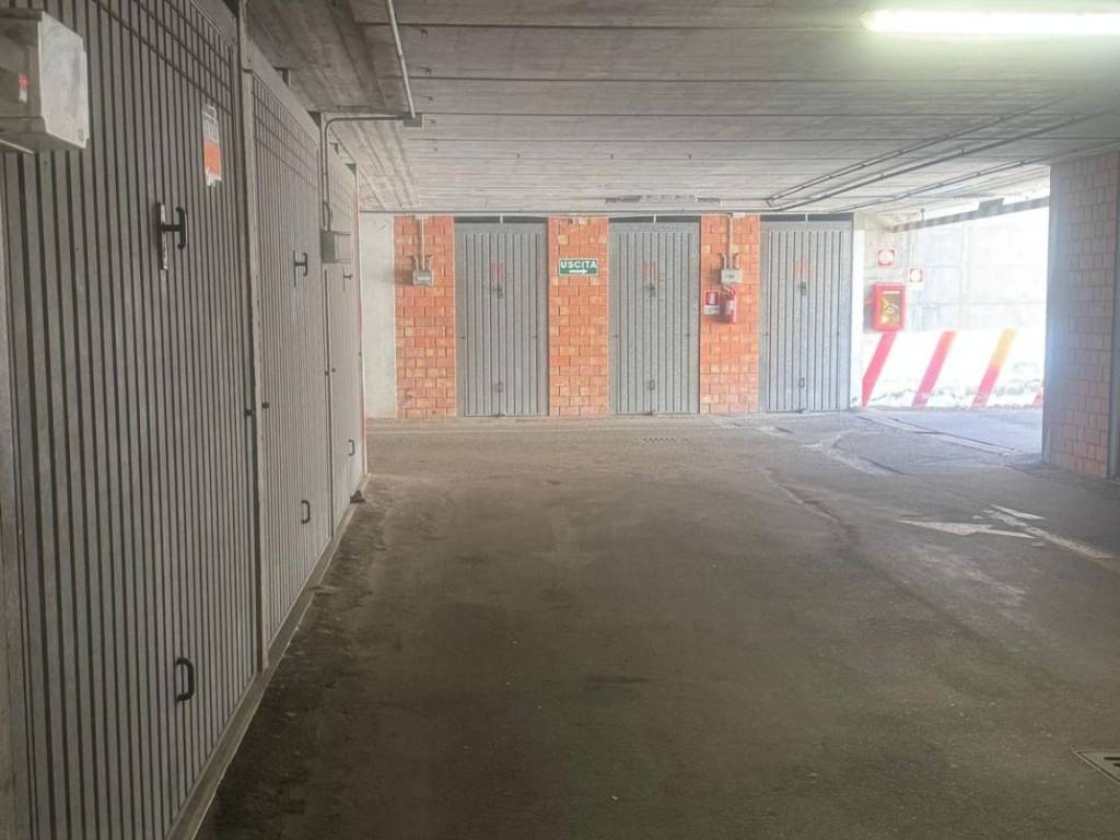 Box / garage a Cagliari in Via Stanislao Caboni, 11 - Foto 2